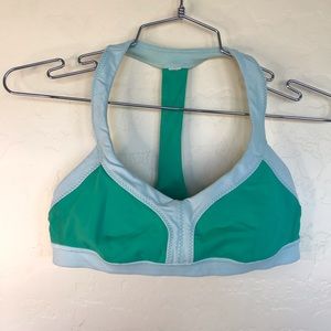 Lululemon sports bra size 6